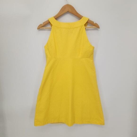 Lilly Pulitzer Womens Jacqueline Shift Dress Sunglow Yellow Crochet Size 4 - Picture 2 of 4